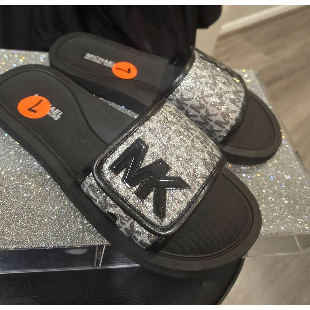 Michael Kors MK Logo‎ Glitter Slide Sandals - Picture 4 of 7